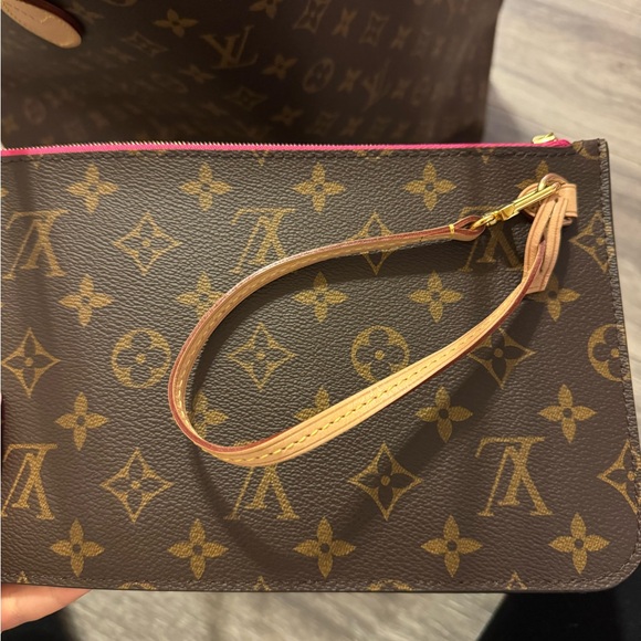 louis vuitton nevertull gm - Picture 12 of 13